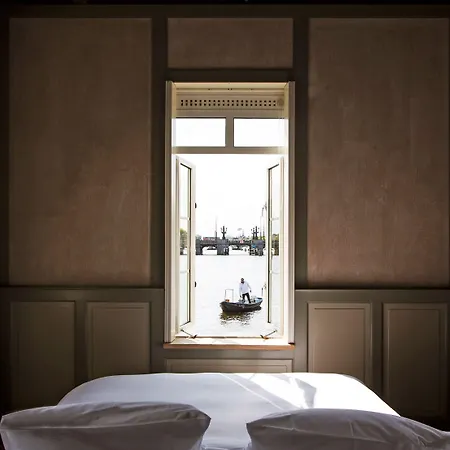 Sweets - Amstelschutsluis *