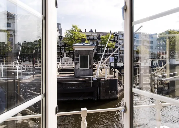 Sweets - Amstelschutsluis