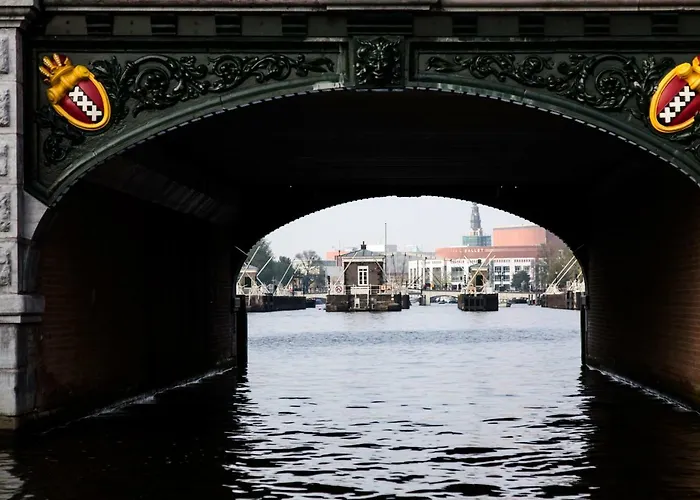 Апартаменты Sweets - Amstelschutsluis Амстердам