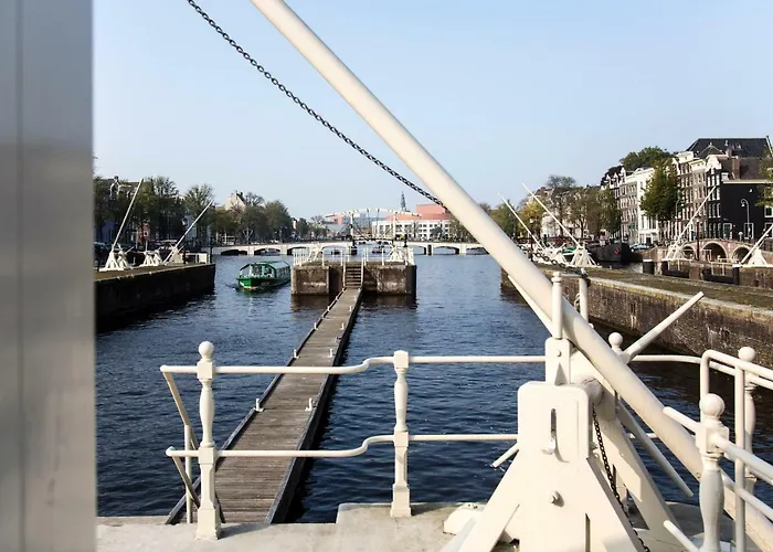 Sweets - Amstelschutsluis