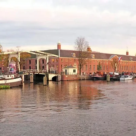 Sweets - Amstelschutsluis Amsterdam